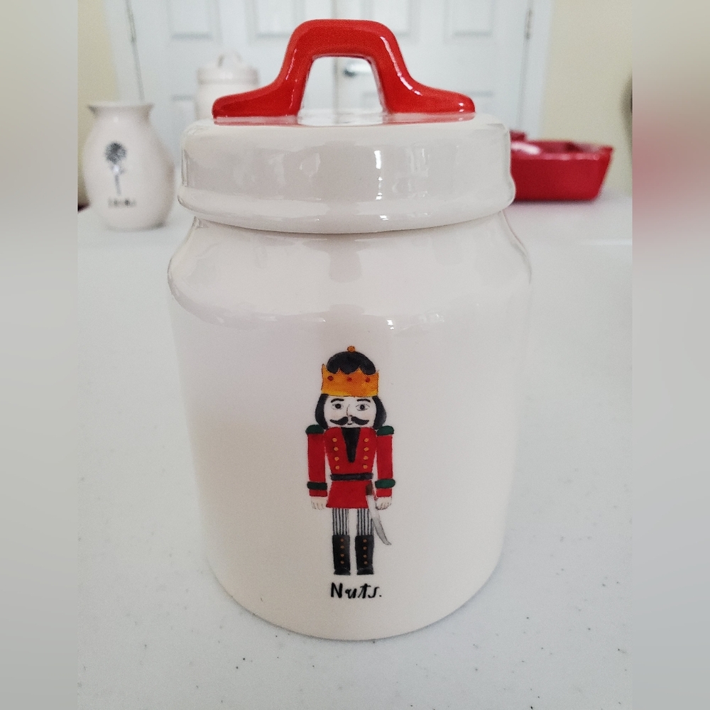 🎅🤶🎄 NEW RAE DUNN NUTCRACKER CANISTER, "NUTS" 🎄🤶🎅
